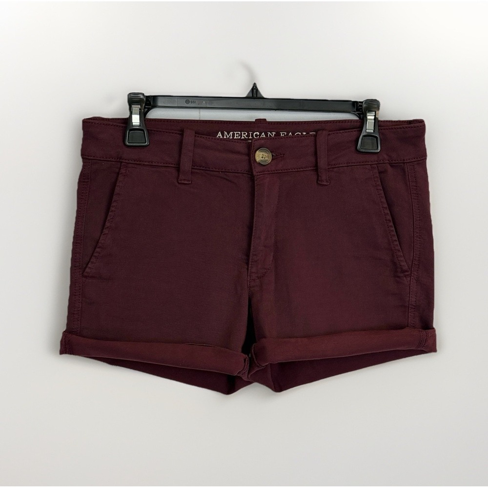 American Eagle Outfitters Women's Size 6 Midi‎ Super Stretch Shorts Maroon